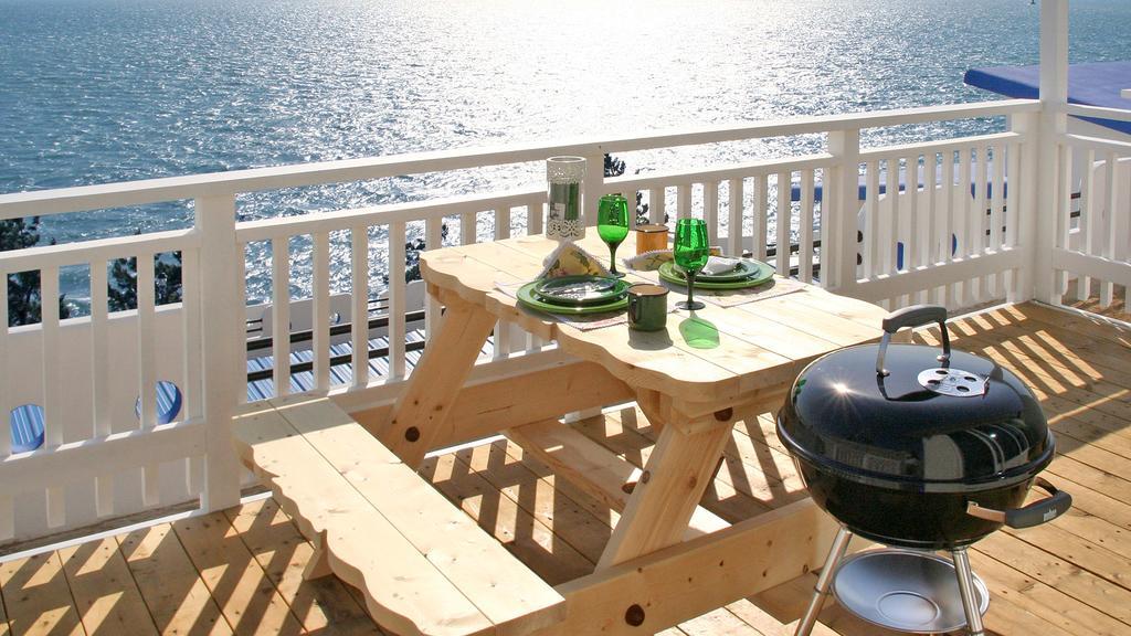 Blue & White Pension Namhae Exterior foto
