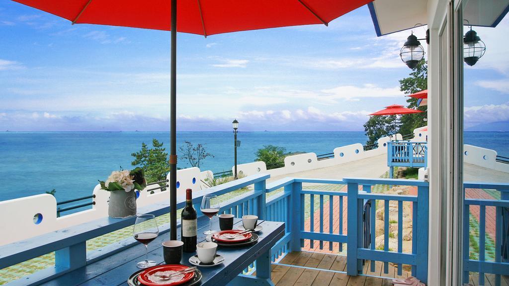 Blue & White Pension Namhae Exterior foto